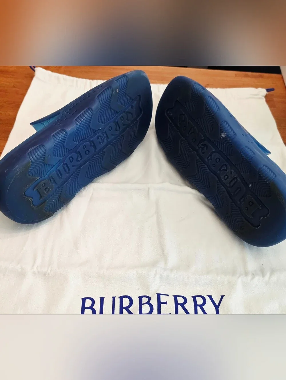 Burberry perforated blue